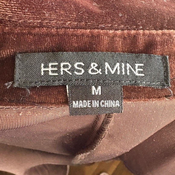 Hers & Mine Chic Long Sleeve velvet button down Dress in chocolate Brown Sz M - Picture 2 of 8